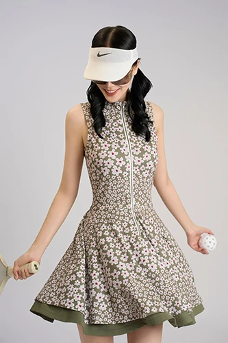 Váy Golf xòe 