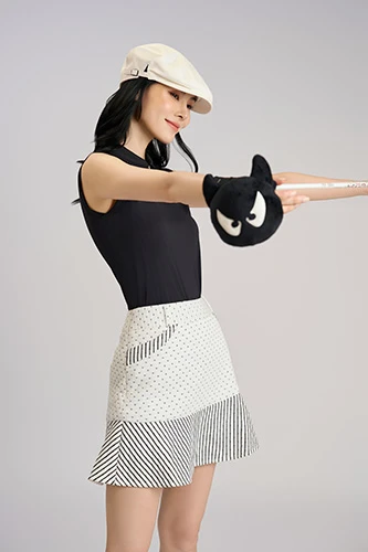 Juyp đuôi cá ngắn