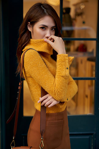 Áo len cổ lọ 