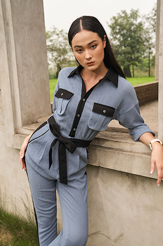 	Jumpsuit ống côn 